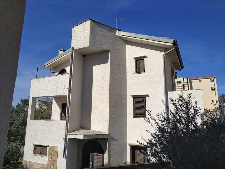 Apartments Kupine Bol Bagian luar foto